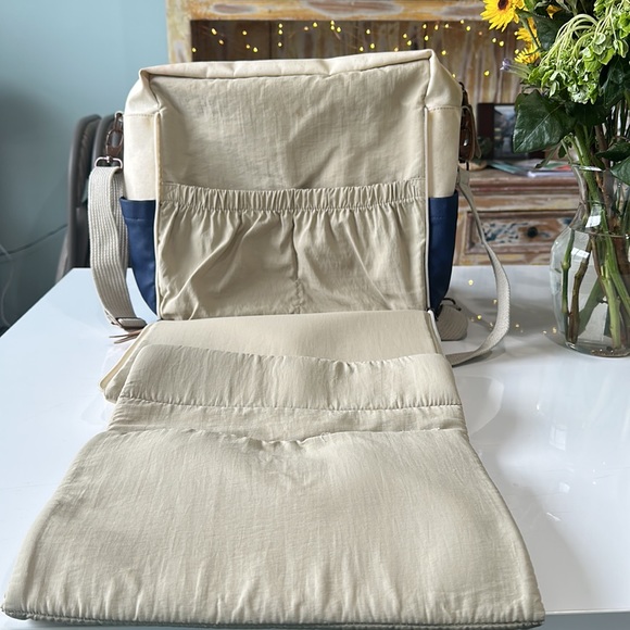 Petunia Pickle Bottom Navy and Teal Abundance Boxy Backpack - Picture 2 of 6